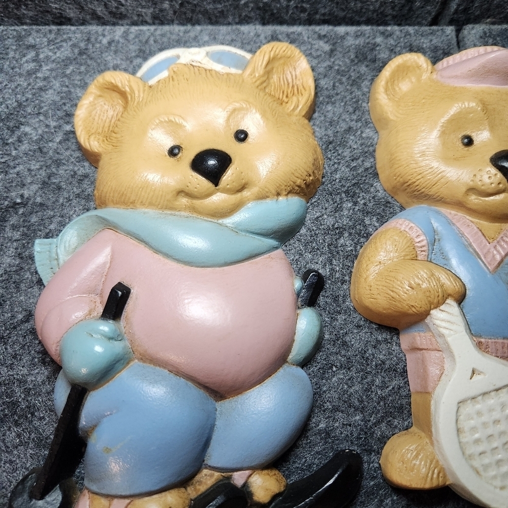 Vtg Burwood Products Bears & Straw Hats Wall Hang Golf Tennis Ski Blue Pink - Picture 6 of 13